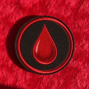 Parches bordados termoadhesivos de murciélago lunar vampiro, apliques redondos góticos de colmillos de luna creciente, personalizados para coser, paquete de insignias al por mayor de 100 unidades - Product Image 5