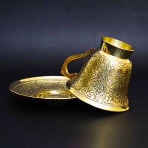 Taza y Platillo de Té de Latón con Diseño Floral Tallado, Juego de Té Redondo, Dorado Pulido, Vajilla Decorativa para Regalo - Product Image 3