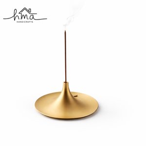 Moderno Quemador de Incienso de Latón con Base Cónica, Minimalista, con Plato Redondo Ancho para Recoger Cenizas, Elegante Decoración para el Hogar y Meditación - Product Image 1