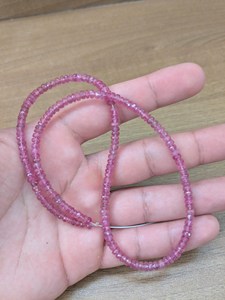 Cuentas Redondas de Zafiro Rosa AAA de 4 mm, Cuentas Facetadas para la Elaboración de Joyas, Marca Lustre, Certificadas por Terceros - Product Image 4