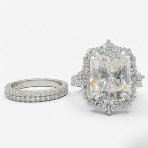 Anillo de Halo con Diamante Cultivado en Laboratorio de Corte Radiante de 4.88CTW en Oro Blanco de 8K, Certificado IGI, Conjunto Nupcial - Product Image 1