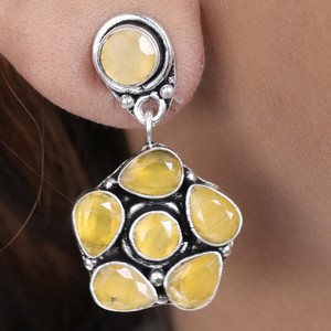 Ensemble de boucles d'oreilles pendantes en laiton avec cristaux multicolores |   Lot de bijoux fantaisie en gros |   Qualité d'exportation du fabricant, stock disponible - Product Image 1