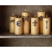 Ensemble de pinces décoratives pour bougies d'Halloween avec motifs de crâne, de papillon, de clé et de fleur de lys pour une décoration de table sur le thème rustique