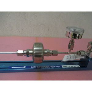 Ligne de gaz Kinetics, APTech AP1010SM 2PW FV4 FV4 SB - Équipements et pièces semi-conductrices d'occasion fiables à l'échelle mondiale - Product Image 5