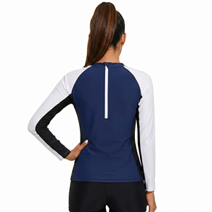 Rashguard de combat MMA personnalisé pour femme, imprimé, sublimé, à compression, pour l'entraînement et la gym - Product Image 2