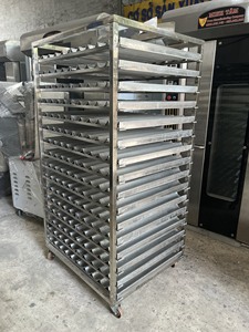 Four rotatif multifonctionnel automatique portable haut de gamme LX32M Minh Tam Vietnam Electric Bakery 380V avec garantie d'un an et 32 plateaux - Product Image 2