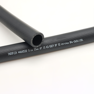 Tuyau d'eau en caoutchouc NBR Ascent India 25 mm ID x 32 mm OD, résistant à l'huile, au carburant et à la chaleur, renforcé par des fibres tressées - Product Image 1