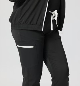 Unisex Medical <b>Scrubs</b> <b>Set</b> Comfortable Top and Pants Professional Hospital Workwear Wholesale Factory Supplier Hospital Workwear - Product Image 4