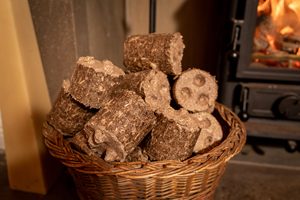 Export Quality Wood RUF Briquettes with High Calorific Value and Long Burning Performance for Global Markets and Fast Delivery - Product Image 5