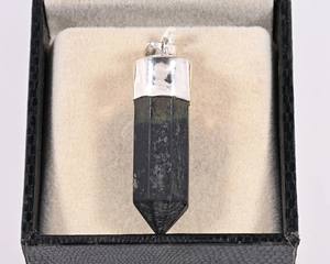 Collar con Colgante de Espinela Negra, Cadena de Plata de Ley 925 |   Joyería de Piedras Preciosas Naturales |   Colgante de Plata al por Mayor para Mujeres y Hombres - Product Image 3