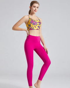Ensemble de sport pour femmes, couleur unie, 2 pièces, ensembles de yoga, super extensible, coupe ajustée, vêtements de sport respirants, vêtements d'entraînement - Product Image 4