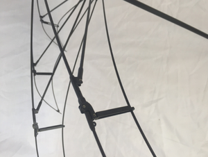 Parapluie de voiture inversé avec poignée de type C et armature à baleines - Product Image 5