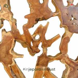 Paravent de luxe en bois de teck massif, artisanal et artistique, pour l'intimité, idéal pour les villas et hôtels en Indonésie - Product Image 3