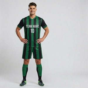 Maillot et short de football de haute qualité, uniforme de football en mesh léger, uniformes de football en gros, uniformes de football unisexes - Product Image 6