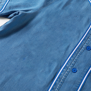 เสื้อเบสบอลยูนิเซ็กซ์ Zeta Denim แบบคอวี ตัวอักษรกรีก ปักชื่อทีมได้ตามต้องการ เสื้อเชิ้ตติดกระดุมสำหรับผู้หญิง สไตล์ลำลอง ทรงพอดีตัว พรีเมียม สำหรับชมรม - Product Image 6