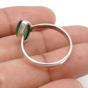 Bague Cocktail Bohème en Argent Sterling 925 Oxydé avec Onyx Vert Taille Marquise Sertie en Bezel – Bijoux en Gros - Product Image 2