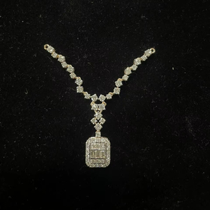 Collar con Colgante de Diamante Cultivado en Laboratorio con Corte Esmeralda y Halo de Oro Rosa de 9K, Menos de 2 Quilates, para Compromiso, Boda o Fiesta - Product Image 1