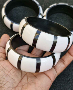 <b>Indian</b> Manufactured Premium Resin Craft Vintage Flower Designed Resin <b>Bangles</b> Wide Resin <b>Bangles</b> for Sale From India - Product Image 5