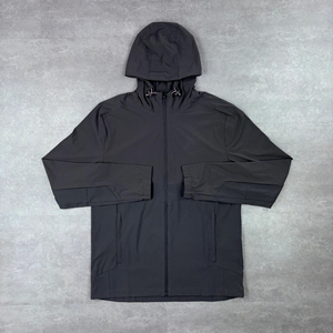 Ensemble de survêtement coupe-vent 2 pièces pour homme en polyester, avec short de sport, jogging et sweat à capuche entièrement zippé, imperméable - Product Image 4