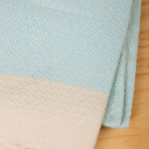Serviette de Bain Rectangulaire 100% Coton Gaufré à Carreaux, Douce et Moelleuse avec Franges, Compressée, Écologique, Séchage Rapide, Usage Domestique, Lavable en Machine - Product Image 6