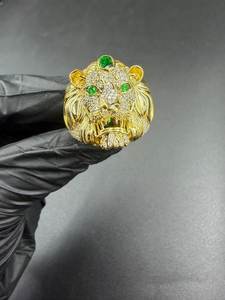 Anillo de Moissanita con Cabeza de Rey León para Hombre, Banda Pavé Chapada en Oro, Plata Fina 925 Original, Regalo para Amantes de los Animales y Amigos - Product Image 6