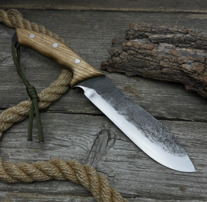 Cuchillo de Caza LEGACY BLADES Hecho a Mano con Hoja de Acero al Carbono, Mango de Madera, Hoja de Punta Caída, Borde Recto, Funda de Cuero, para Uso en Exteriores - Product Image 4