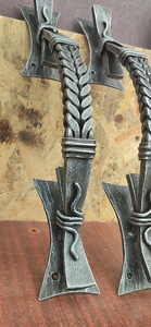 Poignée de portail en fer forgé à la main – Style traditionnel, design tressé, finition résistante à la rouille, facile à installer. - Product Image 5