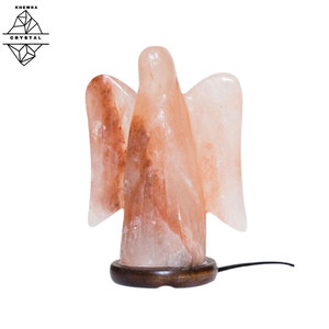 Lampe de sel de l'Himalaya élégante, finition cristal naturel, faite à la main, haute qualité, design floral Feng Shui, décoration de chevet, personnalisable - Product Image 6