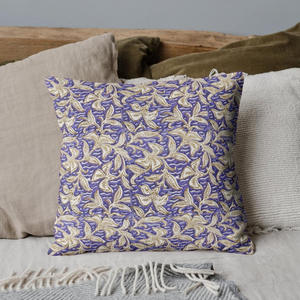 Housse de coussin carrée faite à la main en tissu imprimé PYellow avec fermeture éclair et bordure florale, housses de coussin de haute qualité imprimées en bloc - Product Image 2