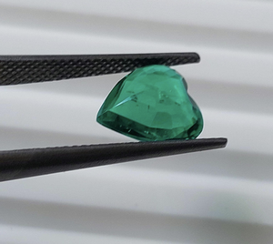 Émeraudes colombiennes cultivées en laboratoire, taille cœur, facettées, pierres précieuses en vrac, prix de gros, bijoux, 8 mm, certifiées - Product Image 2