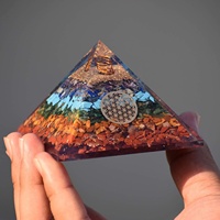 Pyramide d'Orgone 7 Chakras Écologique de Haute Qualité, Sculptée, pour Guérison Énergétique Reiki, en Agate et Pierres Semi-Précieuses, Artisanat Feng Shui