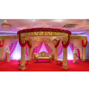 Elegante Conjunto de Mandap Dorado para Bodas con Material de Fibra de Vidrio, Tamaño y Diseño Personalizables para Decoración de Bodas Indias, EE. UU. - Product Image 1