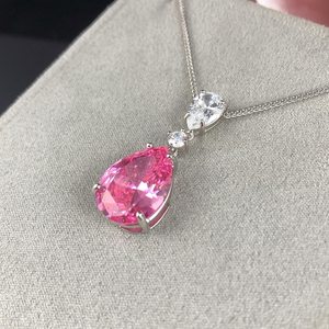 สร้อยคอรูปหยดน้ำสีชมพูโทแพซทองคำขาว พลอยสีชมพู ของขวัญวันเกิดงานแต่งงานสำหรับผู้หญิง - Product Image 3