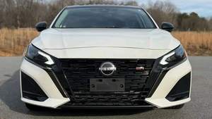 Buena Oferta para Nissan Altima 2023 Estándar Premium - Product Image 2