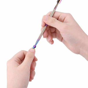 Outil professionnel pour repousser les cuticules, pour ongles en acrylique et en gel, ergonomique, pour salon et usage personnel - Product Image 4