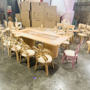 Silla Infantil de Ratán Hecha a Mano de Primera Calidad para Alquiler, para Bodas, Eventos, Fiestas de Cumpleaños, Muebles para Preescolar - Product Image 2