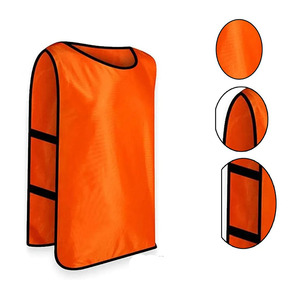 Petos de Entrenamiento de Fútbol Reforzados y Cosidos, Diseño Personalizado, Promoción, Alta Calidad, Ligeros y Transpirables - Product Image 3