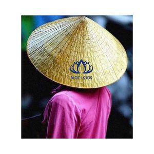 Chapeau en gourde sculpté décoratif de haute qualité, best-seller |   Souvenir artisanal durable et cadeau culturel unique pour femmes - Product Image 1