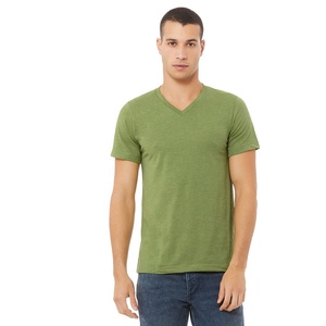 Bella Canvas Heather Green cuello en V Exactly Tri-Blend pre encogido manga corta cuello en V clásico Unisex Tri-Blend Shirt transpirable - Product Image 1