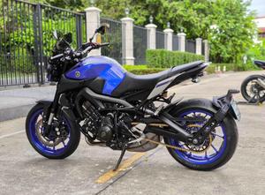 มอเตอร์ไซค์ยามาฮ่า MT-09 ระบายความร้อนด้วยน้ำ เครื่องยนต์ 3 สูบเรียง สมรรถนะสูง สำหรับการขับขี่บนถนน - Product Image 2