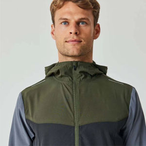 เสื้อแจ็คเก็ตกันลมคุณภาพสูงสำหรับผู้ชาย แขนยาว กันน้ำ มีฮู้ด น้ำหนักเบา สีตัดกัน แฟชั่นล่าสุด - Product Image 5