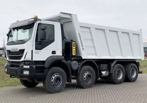 CAMIÓN VOLQUETE USADO IVECO TRAKKER AD410T42H 8X4, PRIMERA MANO, 2023, BLANCO, EN BUEN ESTADO - Product Image 1
