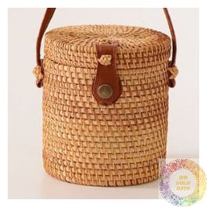Sac à main en rotin naturel, sac fourre-tout en paille tressé à la main, accessoire de mode estival pour la plage, idéal pour les détaillants et les boutiques de cadeaux - Product Image 1