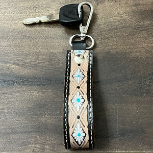 Porte-clés en cuir de vache fait main en gros, porte-clés personnalisé pour accessoires cadeaux, porte-clés de luxe pour voiture unisexe - Product Image 5