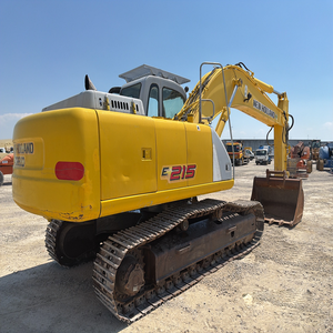 Excavadora Hidráulica de Orugas E215 de 2005 para Proyectos de Movimiento de Tierras y Excavación en Construcción Pesada - Product Image 1