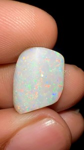 Opale naturelle du Rajasthan de 5,00 carats, opales brutes multicolores, pierre précieuse Coober Pedy, 16x12x4 mm, certifiée par un tiers, changement de couleur - Product Image 2
