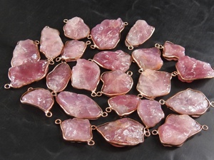 Conector de Cuarzo Rosa, Piedra Natural en Bruto, Joyería Única, Engaste de Bisel, Marca PMEGEMSBEADS, Material de Cobre Duradero, 15-20 mm - Product Image 2