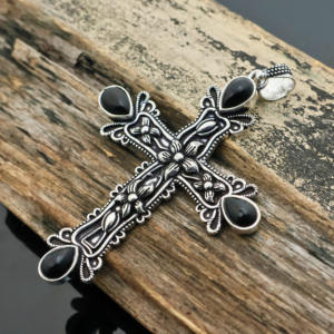 Pendentif croix en onyx plaqué argent – Collier avec pierre précieuse noire – Bijoux de style vintage - Product Image 5