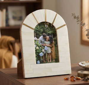 Cadre photo en bois rustique blanc vieilli avec couvercle en verre, prêt à poser sur table et à accrocher au mur, design moderne - Product Image 4