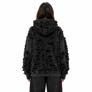 Neuester Marken-Hoodie für Damen im Distressed-Look, hergestellt für moderne Mode mit weichem Premium-Stoff, entspanntem Tragekomfort und trendinspiriertem Design. - Product Image 5